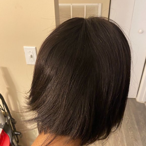 Asymmetric Side Part 4x4 Closure Short Bob Wig I Soft & Manageable - 10 inches - Picture 3 of 5